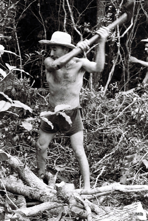 AÑO 1973 - BLANCO Y NEGRO - VIDA CAMPESINA EN PARAGUAY (JOSÉ MARÍA BLANCH)